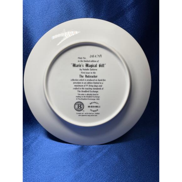 The Nutcracker Marie's Magical Gift Bradex Decorative Plate - Picture 2 of 2